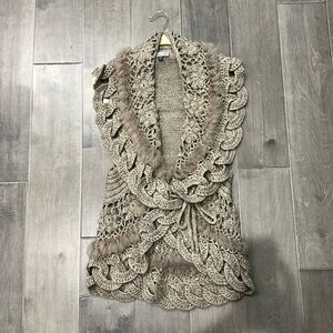 Faux fur trimmed sweater vest